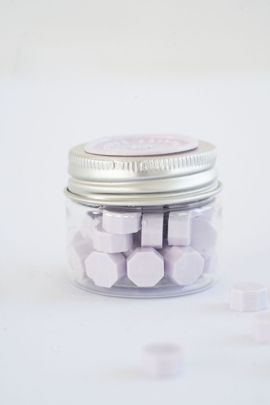 Lilac Sealing Wax Beads